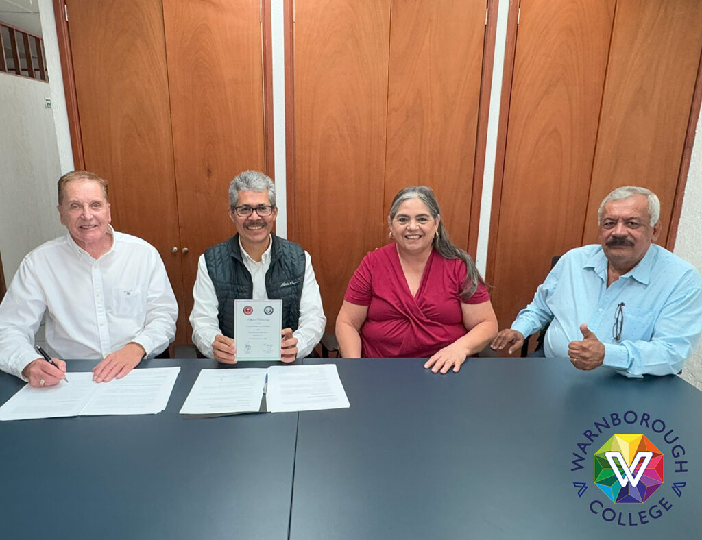 Dr Brenden Tempest-Mogg, Dr Francisco Castañeda, Dr Ana Rosa Ledezma and Dr Álvaro Ibarra